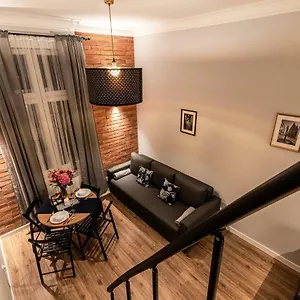 Lubomirskiego 23 - Great Location, 10 Min To Main Square By Foot, Right Next To Main Rail And Bus Station Apartahotel