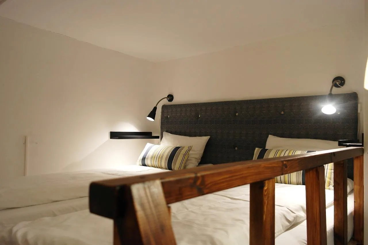 Amber Guest Rooms 크라쿠프 2*,