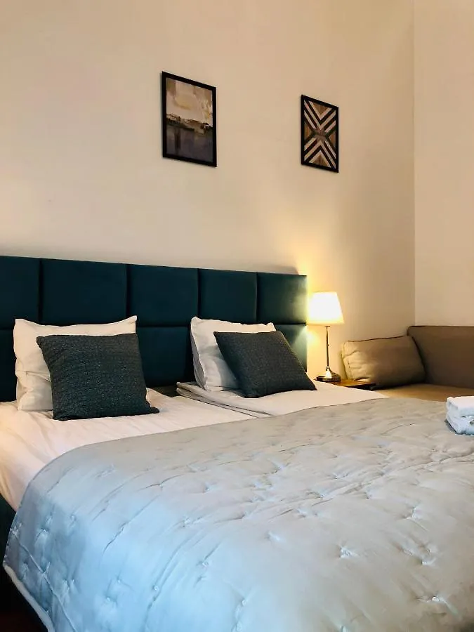Amber Guest Rooms Krakow 2*,  Poland